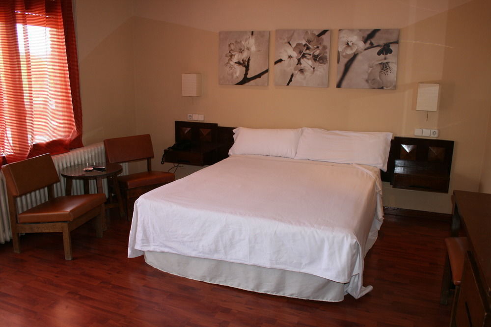 Hotel Los Olivos Getafe Eksteriør bilde
